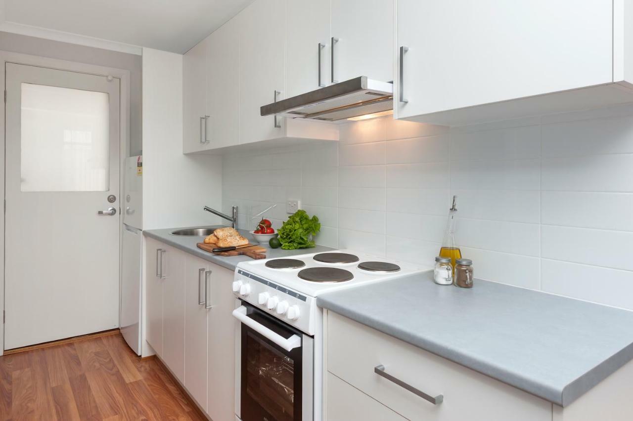 125 Milton Aparthotel Kültér fotó
