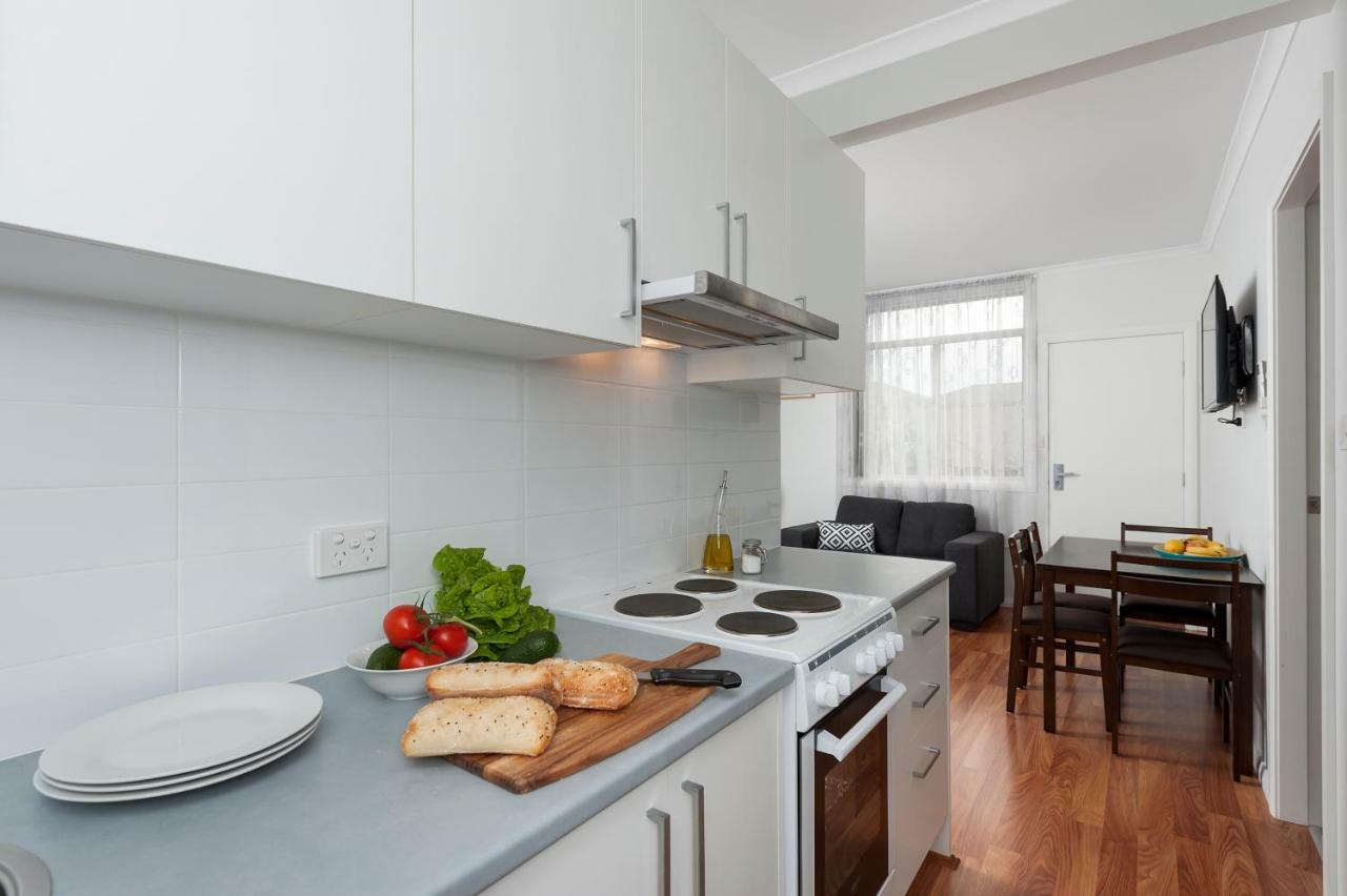 125 Milton Aparthotel Kültér fotó