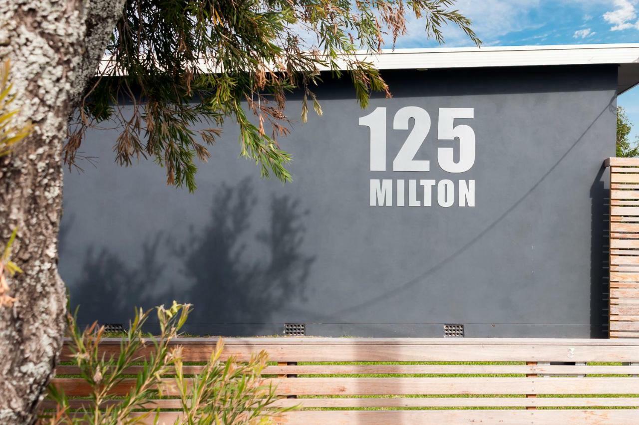 125 Milton Aparthotel Kültér fotó